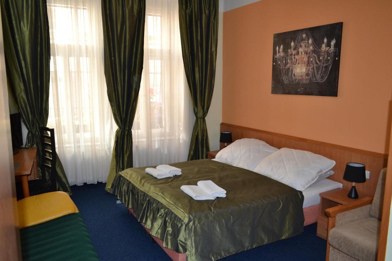 Aladin Praha Hotel Екстериор снимка