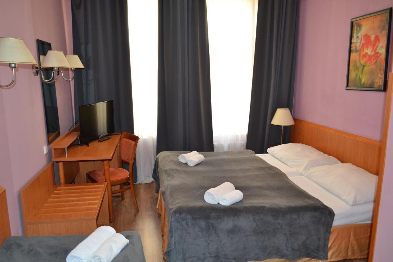 Aladin Praha Hotel Екстериор снимка