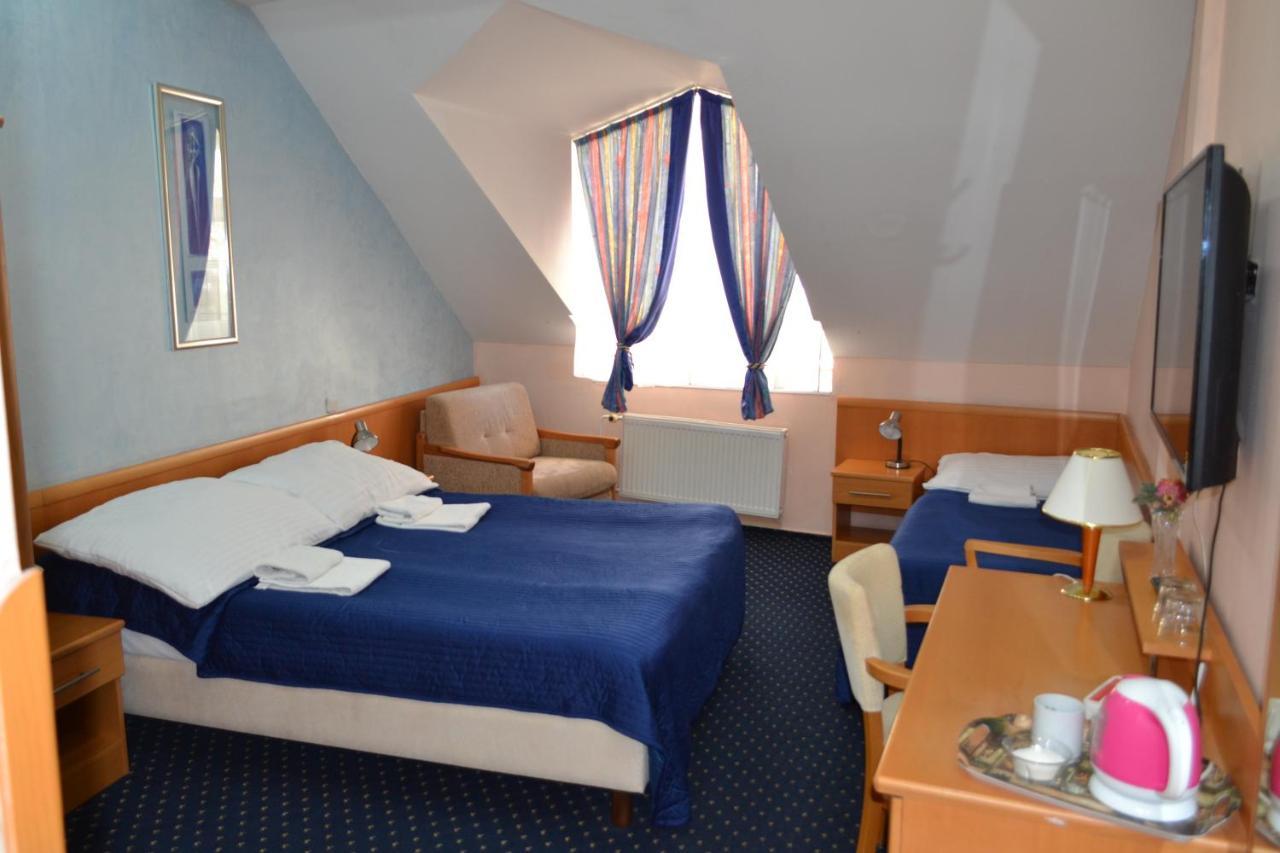 Aladin Praha Hotel Екстериор снимка