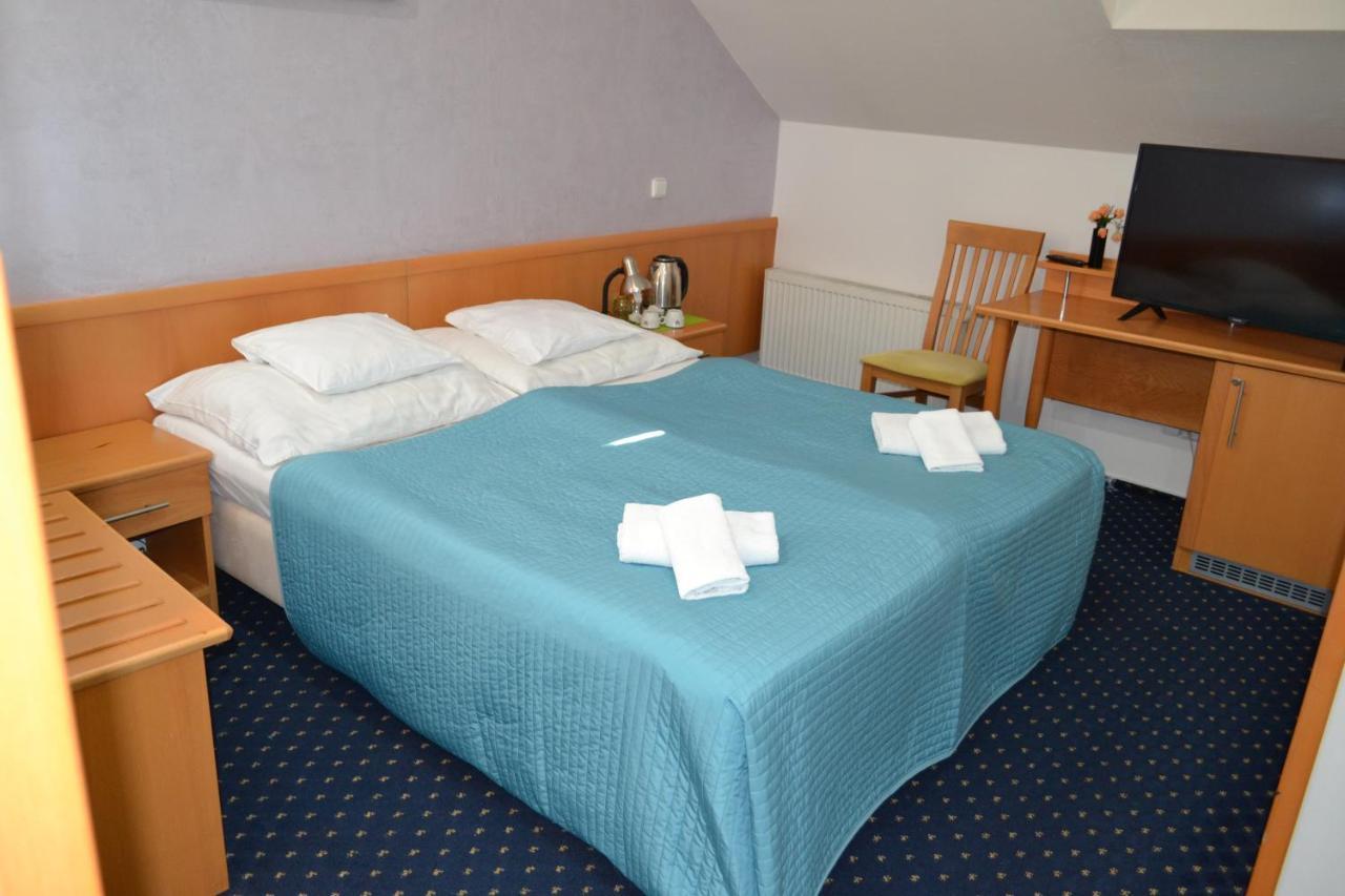 Aladin Praha Hotel Екстериор снимка